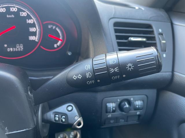 レガシィB4 ブリッツェン2005モデル 専用前後バンパー フロントグリル 専用ブラック本革シート シートヒーター 専用フロアカーペット 専用サイドシルプレート ブラックルーフトリム パナソニックストラーダナビ バックカメラ 社外17AW(38枚目)