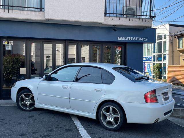 レガシィB4 ブリッツェン2005モデル 専用前後バンパー フロントグリル 専用ブラック本革シート シートヒーター 専用フロアカーペット 専用サイドシルプレート ブラックルーフトリム パナソニックストラーダナビ バックカメラ 社外17AW(79枚目)