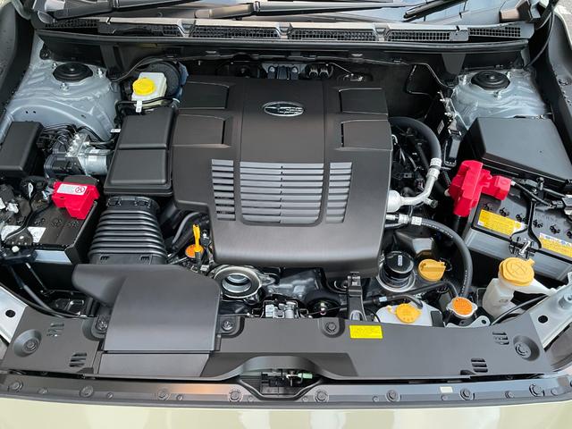 クロストレック リミテッド　登録済未使用車　ルーフレール　１１．６インチナビ　３６０°カメラ　純正フロアマット　シートヒーター　ステアリングヒーター　パワーシート　ブラインドスポットモニター　ＬＥＤヘッドライト　１８インチＡＷ（22枚目）