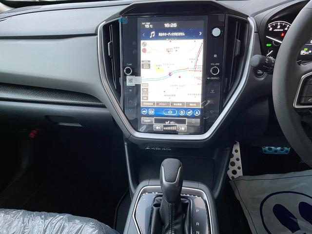 クロストレック リミテッド　登録済未使用車　ルーフレール　１１．６インチナビ　３６０°カメラ　純正フロアマット　シートヒーター　ステアリングヒーター　パワーシート　ブラインドスポットモニター　ＬＥＤヘッドライト　１８インチＡＷ（41枚目）