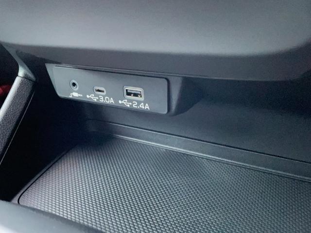 クロストレック リミテッド　登録済未使用車　ルーフレール　１１．６インチナビ　３６０°カメラ　純正フロアマット　シートヒーター　ステアリングヒーター　パワーシート　ブラインドスポットモニター　ＬＥＤヘッドライト　１８インチＡＷ（45枚目）