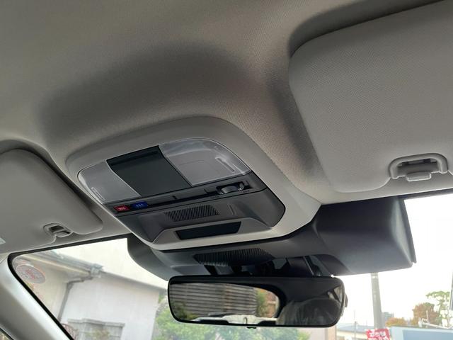 クロストレック リミテッド　登録済未使用車　ルーフレール　１１．６インチナビ　３６０°カメラ　純正フロアマット　シートヒーター　ステアリングヒーター　パワーシート　ブラインドスポットモニター　ＬＥＤヘッドライト　１８インチＡＷ（49枚目）