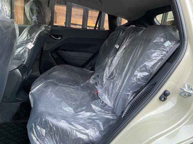 クロストレック リミテッド　登録済未使用車　ルーフレール　１１．６インチナビ　３６０°カメラ　純正フロアマット　シートヒーター　ステアリングヒーター　パワーシート　ブラインドスポットモニター　ＬＥＤヘッドライト　１８インチＡＷ（54枚目）