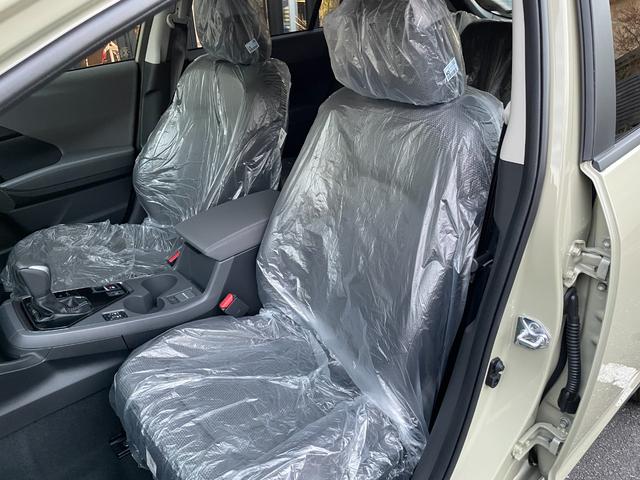 クロストレック リミテッド　登録済未使用車　ルーフレール　１１．６インチナビ　３６０°カメラ　純正フロアマット　シートヒーター　ステアリングヒーター　パワーシート　ブラインドスポットモニター　ＬＥＤヘッドライト　１８インチＡＷ（58枚目）