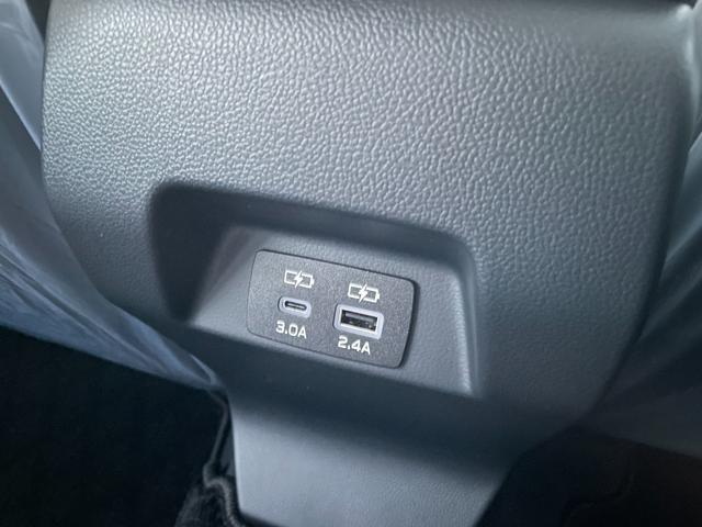 クロストレック リミテッド　登録済未使用車　ルーフレール　１１．６インチナビ　３６０°カメラ　純正フロアマット　シートヒーター　ステアリングヒーター　パワーシート　ブラインドスポットモニター　ＬＥＤヘッドライト　１８インチＡＷ（75枚目）