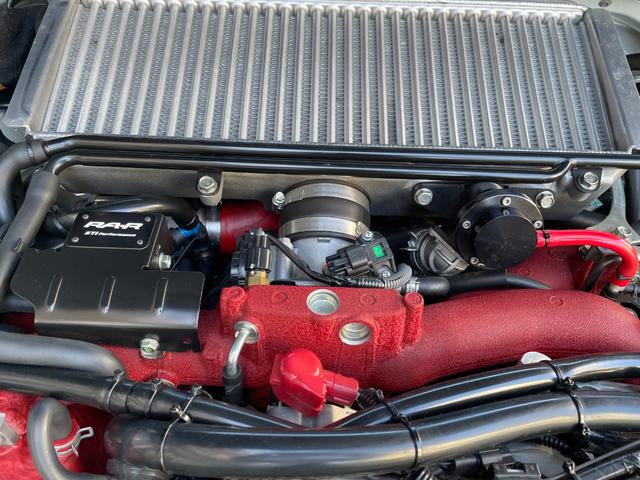 ＷＲＸ ＳＴＩ タイプＲＡ－Ｒ　ワンオーナー　５００台限定車　ＰＲＯＶＡカスタム　ＶＡＲＩＳカーボンボンネット／エアロ／ＧＴウィング　フジツボチタンマフラー　レカロＲＳ－Ｇ　オーリンズ車高調　ブレンボキャリパー　ＢＢＳ１８ＡＷ（22枚目）