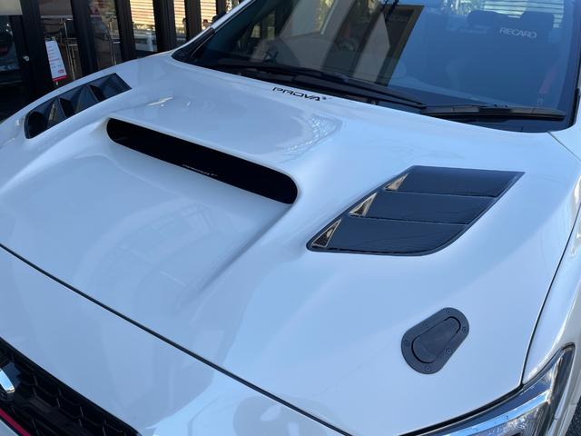 ＷＲＸ ＳＴＩ タイプＲＡ－Ｒ　ワンオーナー　５００台限定車　ＰＲＯＶＡカスタム　ＶＡＲＩＳカーボンボンネット／エアロ／ＧＴウィング　フジツボチタンマフラー　レカロＲＳ－Ｇ　オーリンズ車高調　ブレンボキャリパー　ＢＢＳ１８ＡＷ（28枚目）