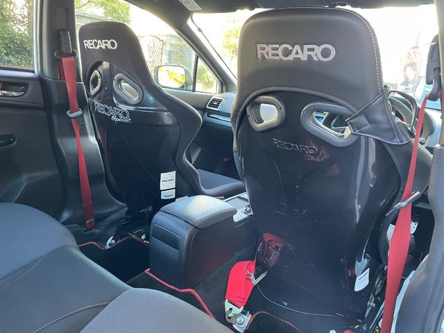 ＷＲＸ ＳＴＩ タイプＲＡ－Ｒ　ワンオーナー　５００台限定車　ＰＲＯＶＡカスタム　ＶＡＲＩＳカーボンボンネット／エアロ／ＧＴウィング　フジツボチタンマフラー　レカロＲＳ－Ｇ　オーリンズ車高調　ブレンボキャリパー　ＢＢＳ１８ＡＷ（72枚目）