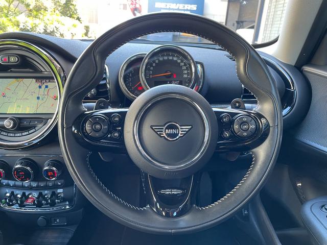 ＭＩＮＩ クーパーＳＤ　クラブマン　ワンオーナー　ブラックレザー　パワーシート　シートヒーター　純正ナビ　バックカメラ　ミラーＥＴＣ　ＬＥＤヘッドライト　１８インチＡＷ　パドルシフト　アダプティブクルーズコントロール（8枚目）