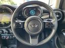 ＭＩＮＩ ワン　クラシック・トリム　ワンオーナー　デジタルメーター　純正タッチパネルナビ　バックカメラ　ＥＴＣ　クルーズコントロール　ハーフレザーシート　１５インチＡＷ　コンフォートアクセス　ＬＥＤヘッドライト（8枚目）