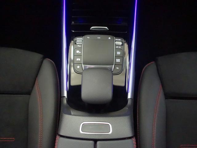 ＧＬＢ ＧＬＢ１８０　ＡＭＧラインパッケージ　３列シート　Ｂｌｕｅｔｏｏｔｈ接続　ＥＴＣ　ＬＥＤヘッドライト　ＴＶ　アイドリングストップ　クルーズコントロール　コネクテッド機能　サイドカメラ　シートヒーター　トランクスルー（16枚目）