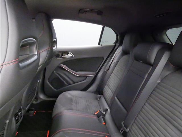 GLA180 スポーツ レーダーセーフティパッケージ(20枚目)