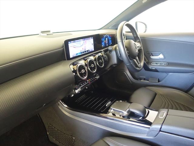 Ａクラス Ａ１８０　レーダーセーフティパッケージ　ナビゲーションパッケージ　Ｂｌｕｅｔｏｏｔｈ接続　ＥＴＣ　ＬＥＤヘッドライト　ＴＶ　アイドリングストップ　クルーズコントロール　コネクテッド機能　トランクスルー　ナビ（19枚目）