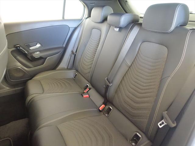 Ａクラス Ａ１８０　レーダーセーフティパッケージ　ナビゲーションパッケージ　Ｂｌｕｅｔｏｏｔｈ接続　ＥＴＣ　ＬＥＤヘッドライト　ＴＶ　アイドリングストップ　クルーズコントロール　コネクテッド機能　トランクスルー　ナビ（22枚目）