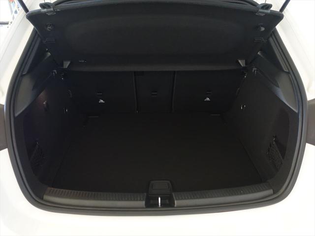 Ａクラス Ａ１８０　レーダーセーフティパッケージ　ナビゲーションパッケージ　Ｂｌｕｅｔｏｏｔｈ接続　ＥＴＣ　ＬＥＤヘッドライト　ＴＶ　アイドリングストップ　クルーズコントロール　コネクテッド機能　トランクスルー　ナビ（24枚目）