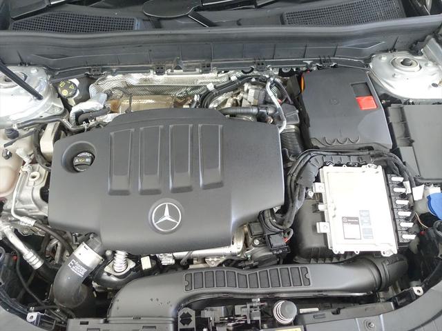 ＧＬＢ ＧＬＢ２００　ｄ　４ＭＡＴＩＣ　３列シート　Ｂｌｕｅｔｏｏｔｈ接続　ＥＴＣ　ＬＥＤヘッドライト　ＴＶ　アイドリングストップ　クルーズコントロール　コネクテッド機能　サイドカメラ　シートヒーター　トランクスルー　ナビ　バックモニター（9枚目）