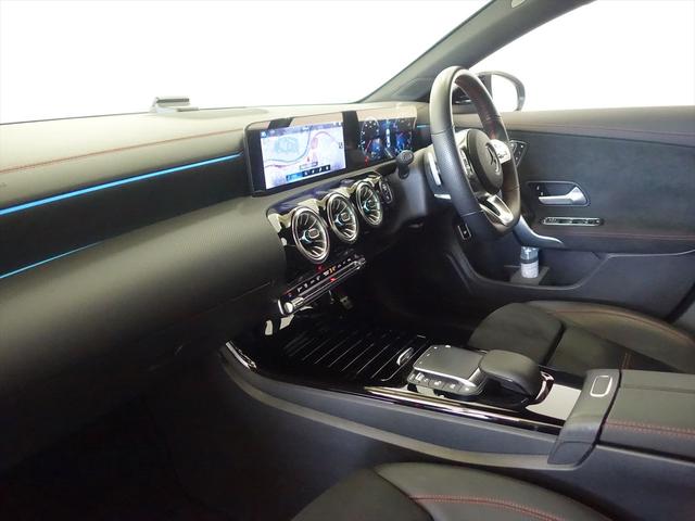 ＣＬＡクラス ＣＬＡ２５０　４ＭＡＴＩＣ　ＡＭＧライン　Ｂｌｕｅｔｏｏｔｈ接続　ＥＴＣ　ＬＥＤヘッドライト　アイドリングストップ　クルーズコントロール　コネクテッド機能　シートヒーター　トランクスルー　ナビ　バックモニター　パワーシート　フロアマット（19枚目）