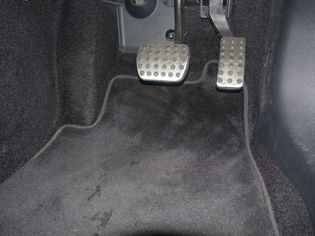 ＣＬＡクラス シューティングブレーク ＣＬＡ２００　ｄ　シューティングブレーク　ＡＭＧラインパッケージ　ＡＭＧレザーエクスクルーシブパッケージ　アドバンスドパッケージ　Ｂｌｕｅｔｏｏｔｈ接続　ＥＴＣ　ＬＥＤヘッドライト　ＴＶ　アイドリングストップ　クルーズコントロール（28枚目）