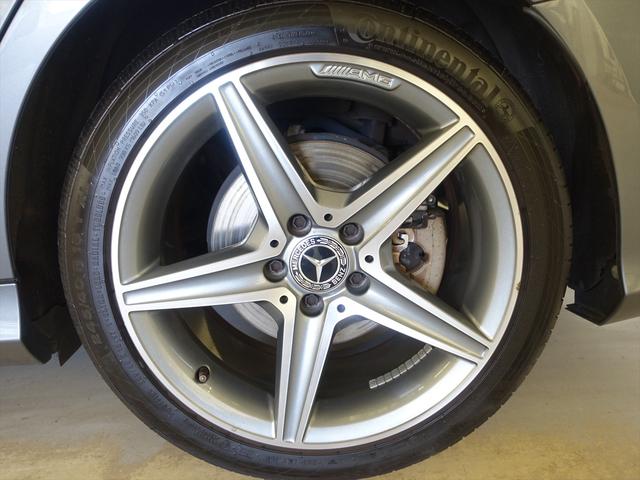 Ｃクラス Ｃ１８０　ローレウスエディション　レーダーセーフティパッケージ　Ｂｌｕｅｔｏｏｔｈ接続　ＣＤ　ＤＶＤ再生　ＥＴＣ　ＬＥＤヘッドライト　ＴＶ　アイドリングストップ　クルーズコントロール　コネクテッド機能　シートヒーター　トランクスルー（30枚目）