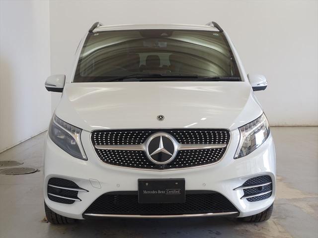 Ｖクラス Ｖ２２０　ｄ　エクスクルーシブ　ロング　プラチナスイート　３列シート　Ｂｌｕｅｔｏｏｔｈ接続　ＥＴＣ　ＬＥＤヘッドライト　ＴＶ　アイドリングストップ　オットマン　クルーズコントロール　サイドカメラ　サンルーフ・ガラスルーフ　シートエアコン　シートヒーター（2枚目）