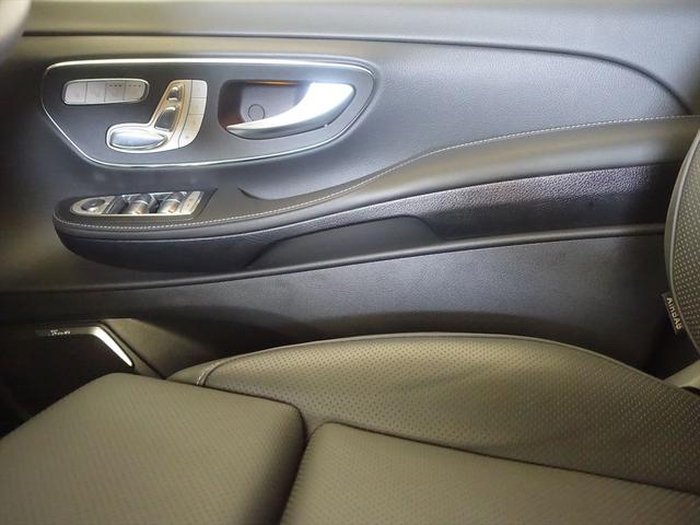 Ｖクラス Ｖ２２０　ｄ　エクスクルーシブ　ロング　プラチナスイート　３列シート　Ｂｌｕｅｔｏｏｔｈ接続　ＥＴＣ　ＬＥＤヘッドライト　ＴＶ　アイドリングストップ　オットマン　クルーズコントロール　サイドカメラ　サンルーフ・ガラスルーフ　シートエアコン　シートヒーター（15枚目）