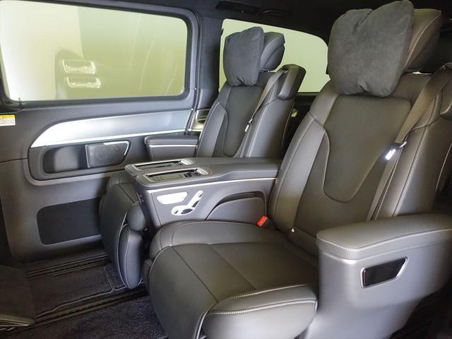 Ｖクラス Ｖ２２０　ｄ　エクスクルーシブ　ロング　プラチナスイート　３列シート　Ｂｌｕｅｔｏｏｔｈ接続　ＥＴＣ　ＬＥＤヘッドライト　ＴＶ　アイドリングストップ　オットマン　クルーズコントロール　サイドカメラ　サンルーフ・ガラスルーフ　シートエアコン　シートヒーター（23枚目）