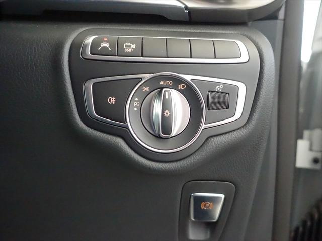 Ｖクラス Ｖ２２０　ｄ　エクスクルーシブ　ロング　プラチナスイート　３列シート　Ｂｌｕｅｔｏｏｔｈ接続　ＥＴＣ　ＬＥＤヘッドライト　ＴＶ　アイドリングストップ　オットマン　クルーズコントロール　サイドカメラ　サンルーフ・ガラスルーフ　シートエアコン　シートヒーター（30枚目）