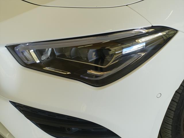 ＣＬＡクラス ＣＬＡ１８０　ＡＭＧライン　Ｂｌｕｅｔｏｏｔｈ接続　ＥＴＣ　ＬＥＤヘッドライト　アイドリングストップ　クルーズコントロール　コネクテッド機能　シートヒーター　トランクスルー　ナビ　バックモニター　パワーシート　フロアマット（8枚目）