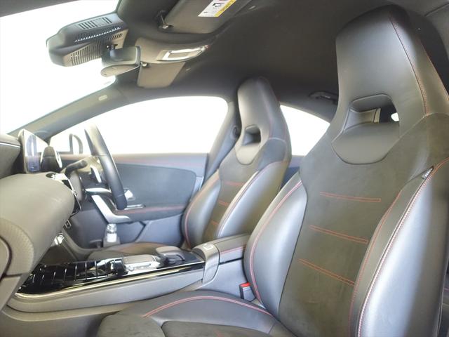 ＣＬＡクラス ＣＬＡ１８０　ＡＭＧライン　Ｂｌｕｅｔｏｏｔｈ接続　ＥＴＣ　ＬＥＤヘッドライト　アイドリングストップ　クルーズコントロール　コネクテッド機能　シートヒーター　トランクスルー　ナビ　バックモニター　パワーシート　フロアマット（18枚目）