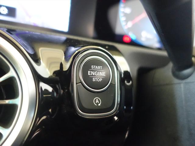 ＣＬＡクラス ＣＬＡ１８０　ＡＭＧライン　Ｂｌｕｅｔｏｏｔｈ接続　ＥＴＣ　ＬＥＤヘッドライト　アイドリングストップ　クルーズコントロール　コネクテッド機能　シートヒーター　トランクスルー　ナビ　バックモニター　パワーシート　フロアマット（27枚目）