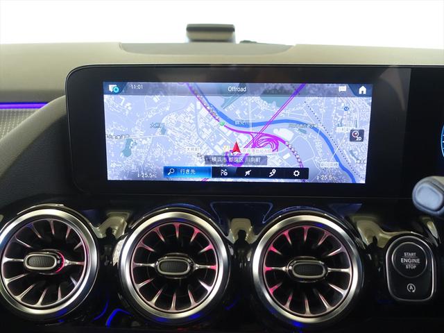 ＧＬＡクラス ＧＬＡ２００　ｄ　４ＭＡＴＩＣ　Ｂｌｕｅｔｏｏｔｈ接続　ＥＴＣ　ＬＥＤヘッドライト　ＴＶ　アイドリングストップ　クルーズコントロール　コネクテッド機能　サイドカメラ　サンルーフ・ガラスルーフ　シートヒーター　トランクスルー　ナビ（10枚目）