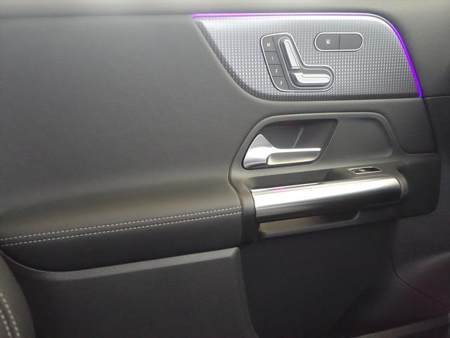 ＧＬＡクラス ＧＬＡ２００　ｄ　４ＭＡＴＩＣ　Ｂｌｕｅｔｏｏｔｈ接続　ＥＴＣ　ＬＥＤヘッドライト　ＴＶ　アイドリングストップ　クルーズコントロール　コネクテッド機能　サイドカメラ　サンルーフ・ガラスルーフ　シートヒーター　トランクスルー　ナビ（14枚目）