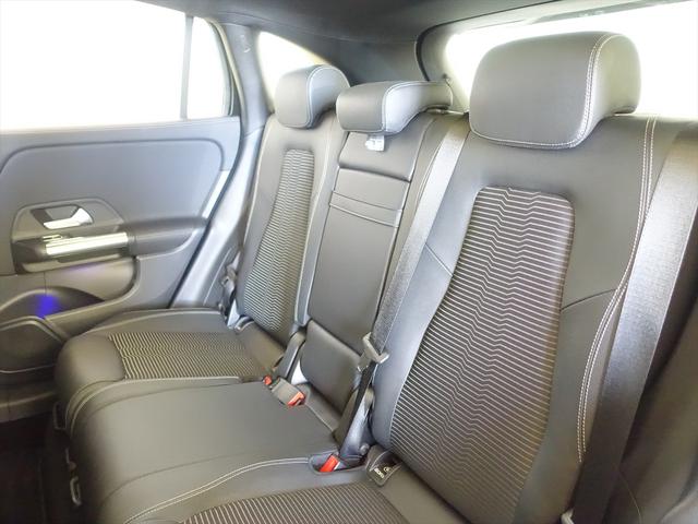 ＧＬＡクラス ＧＬＡ２００　ｄ　４ＭＡＴＩＣ　Ｂｌｕｅｔｏｏｔｈ接続　ＥＴＣ　ＬＥＤヘッドライト　ＴＶ　アイドリングストップ　クルーズコントロール　コネクテッド機能　サイドカメラ　サンルーフ・ガラスルーフ　シートヒーター　トランクスルー　ナビ（23枚目）