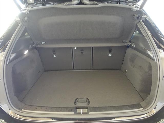 ＧＬＡクラス ＧＬＡ２００　ｄ　４ＭＡＴＩＣ　Ｂｌｕｅｔｏｏｔｈ接続　ＥＴＣ　ＬＥＤヘッドライト　ＴＶ　アイドリングストップ　クルーズコントロール　コネクテッド機能　サイドカメラ　サンルーフ・ガラスルーフ　シートヒーター　トランクスルー　ナビ（25枚目）