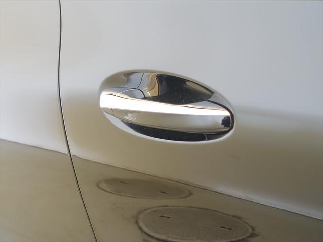 ＧＬＡクラス ＧＬＡ２００　ｄ　４ＭＡＴＩＣ　Ｂｌｕｅｔｏｏｔｈ接続　ＥＴＣ　ＬＥＤヘッドライト　ＴＶ　アイドリングストップ　クルーズコントロール　コネクテッド機能　サイドカメラ　サンルーフ・ガラスルーフ　シートヒーター　トランクスルー　ナビ（27枚目）