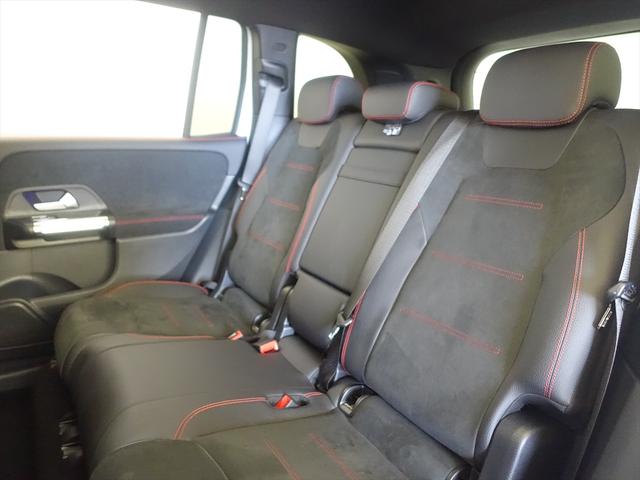 GLB GLB200 d 4MATIC AMGラインパッケージ 3列シート Bluetooth接続 ETC LEDヘッドライト TV アイドリングストップ クルーズコントロール コネクテッド機能 サイドカメラ シートヒーター トランクスルー(22枚目)