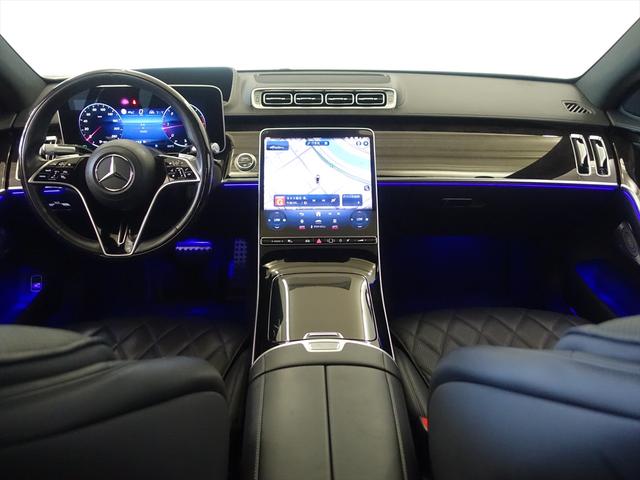 Ｓクラス Ｓ４００　ｄ　４ＭＡＴＩＣ　ＡＭＧライン　レザーエクスクルーシブパッケージ　ベーシックパッケージ　Ｂｌｕｅｔｏｏｔｈ接続　ＥＴＣ　ＬＥＤヘッドライト　ＴＶ　アイドリングストップ　クルーズコントロール　コネクテッド機能　サイドカメラ（12枚目）