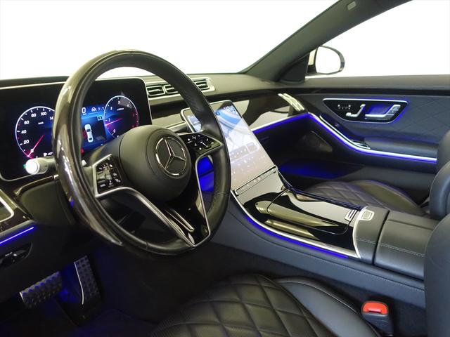 Ｓクラス Ｓ４００　ｄ　４ＭＡＴＩＣ　ＡＭＧライン　レザーエクスクルーシブパッケージ　ベーシックパッケージ　Ｂｌｕｅｔｏｏｔｈ接続　ＥＴＣ　ＬＥＤヘッドライト　ＴＶ　アイドリングストップ　クルーズコントロール　コネクテッド機能　サイドカメラ（19枚目）