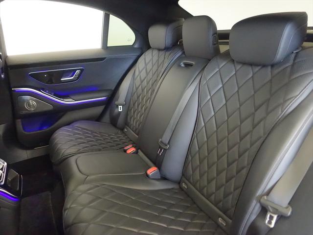 Ｓクラス Ｓ４００　ｄ　４ＭＡＴＩＣ　ＡＭＧライン　レザーエクスクルーシブパッケージ　ベーシックパッケージ　Ｂｌｕｅｔｏｏｔｈ接続　ＥＴＣ　ＬＥＤヘッドライト　ＴＶ　アイドリングストップ　クルーズコントロール　コネクテッド機能　サイドカメラ（25枚目）