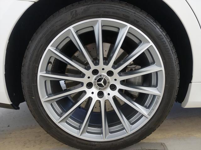 Ｓクラス Ｓ４００　ｄ　４ＭＡＴＩＣ　ＡＭＧライン　レザーエクスクルーシブパッケージ　ベーシックパッケージ　Ｂｌｕｅｔｏｏｔｈ接続　ＥＴＣ　ＬＥＤヘッドライト　ＴＶ　アイドリングストップ　クルーズコントロール　コネクテッド機能　サイドカメラ（33枚目）