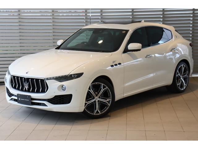 レヴァンテ ＧＴハイブリッド　コンフォートパッケージ　フル・プレミアムレザー（ネロ）　スポーツシート　Ｂ＆Ｗサウンドシステム　リアドア拡張キーレス　パノラマガラスサンルーフ　ブラック・キャリパー　２１ＡＷ（ヘリオス）（2枚目）