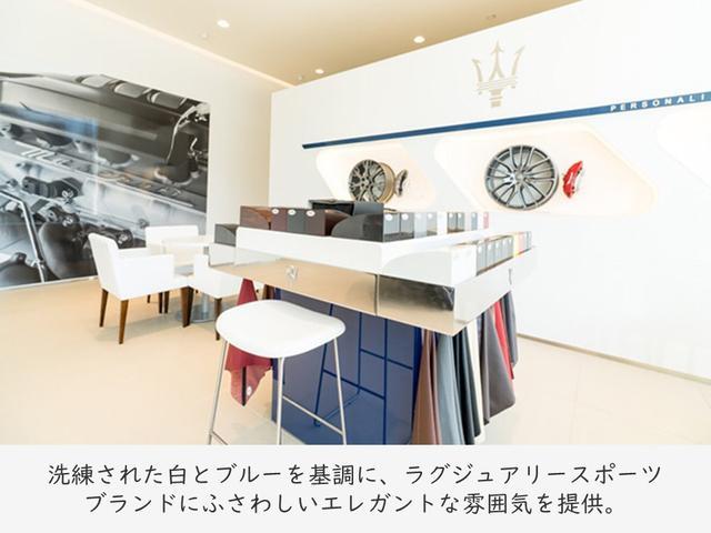 レヴァンテ トロフェオ　左Ｈ　ワンオーナー　ピエノフィオーレレザー（ロッソ）　ハイグロス・カーボントリム　カーボンパドルシフト　ハーマンＫ　パノラマガラスサンルーフ　　レッドキャリパー　２２ＡＷ（オリオーネ）（55枚目）