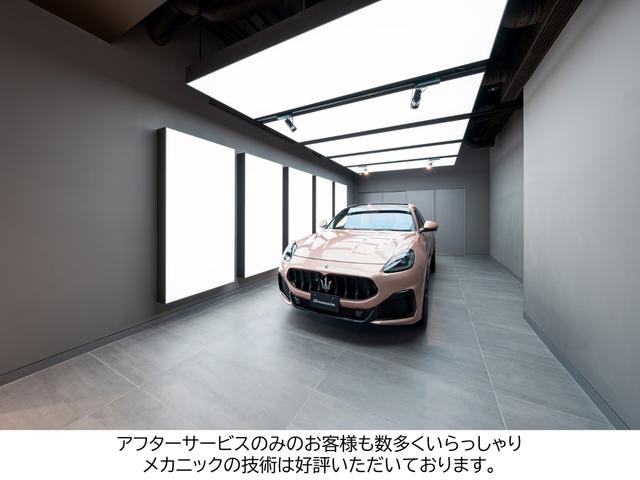 レヴァンテ トロフェオ　左Ｈ　ワンオーナー　ピエノフィオーレレザー（ロッソ）　ハイグロス・カーボントリム　カーボンパドルシフト　ハーマンＫ　パノラマガラスサンルーフ　　レッドキャリパー　２２ＡＷ（オリオーネ）（62枚目）