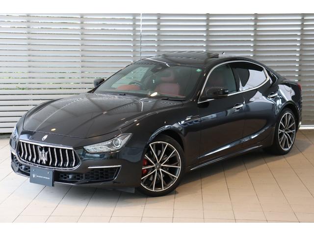 ギブリ ＧＴハイブリッド　ワンオーナー　ツーリングＰ　フル・プレミアムレザー（ロッソ）前後シートヒーター　ヘッドレスト・トライデントステッチ　サラウンドビューカメラ　ガラスＳＲ・レッド・キャリパー　２０ＡＷ（テゼオ）（2枚目）