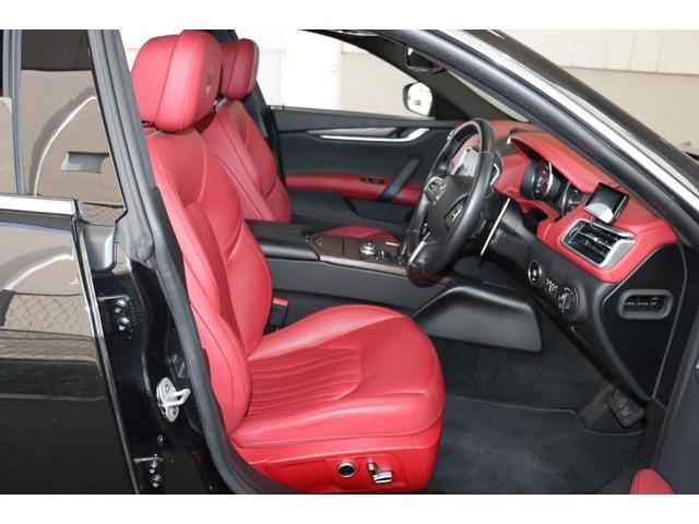 ギブリ ＧＴハイブリッド　ワンオーナー　ツーリングＰ　フル・プレミアムレザー（ロッソ）前後シートヒーター　ヘッドレスト・トライデントステッチ　サラウンドビューカメラ　ガラスＳＲ・レッド・キャリパー　２０ＡＷ（テゼオ）（18枚目）