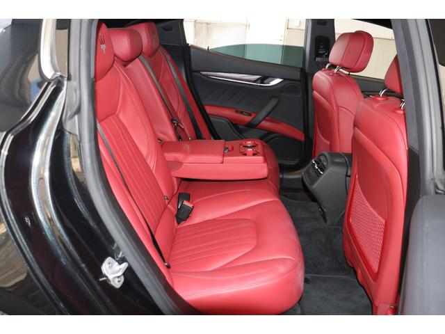 ギブリ ＧＴハイブリッド　ワンオーナー　ツーリングＰ　フル・プレミアムレザー（ロッソ）前後シートヒーター　ヘッドレスト・トライデントステッチ　サラウンドビューカメラ　ガラスＳＲ・レッド・キャリパー　２０ＡＷ（テゼオ）（25枚目）