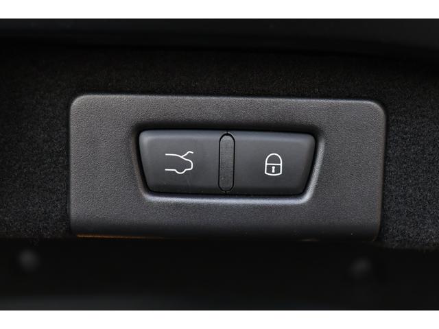 ギブリ ＧＴハイブリッド　ワンオーナー　ツーリングＰ　フル・プレミアムレザー（ロッソ）前後シートヒーター　ヘッドレスト・トライデントステッチ　サラウンドビューカメラ　ガラスＳＲ・レッド・キャリパー　２０ＡＷ（テゼオ）（43枚目）