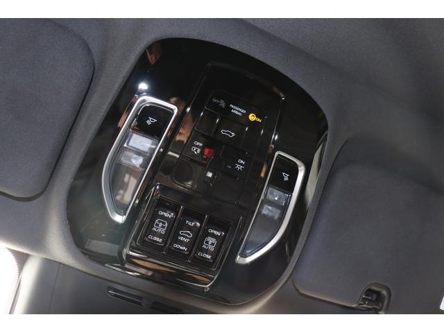 グレカーレ トロフェオ　左Ｈ　テックアシスタンス　ドライバーアシスタンスパッケージＬ２　コッパーカーボントリム　前後シートヒーター　Ｆベンチレーションシート　パノラマＳＲ・イエロー・キャリパー　２１ＡＷ（クリオ）（43枚目）