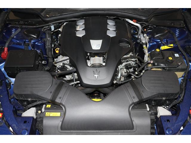 ギブリ モデナ ワンオーナー ツーリングP フル・プレミアムレザー(ネロ) B&Wサウンド 前後シートヒーター Fシートベンチレーション ハイグロスカーボントリム ガラスSR レッドキャリパー・21AW(ティターノ)(15枚目)