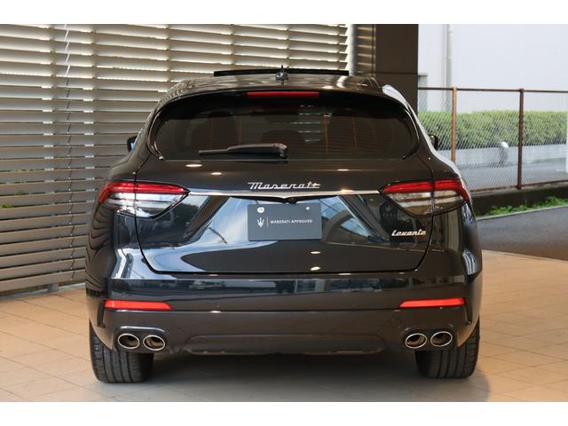 レヴァンテ GTハイブリッド ワンオーナー フル・プレミアムレザー(ロッソ) ヘッドレスト・トライデントステッチ イージーエントリーシステム ハーマンK ソフトクローズドア パノラマSR レッド・キャリパー 21AW(ヘリオス)(7枚目)